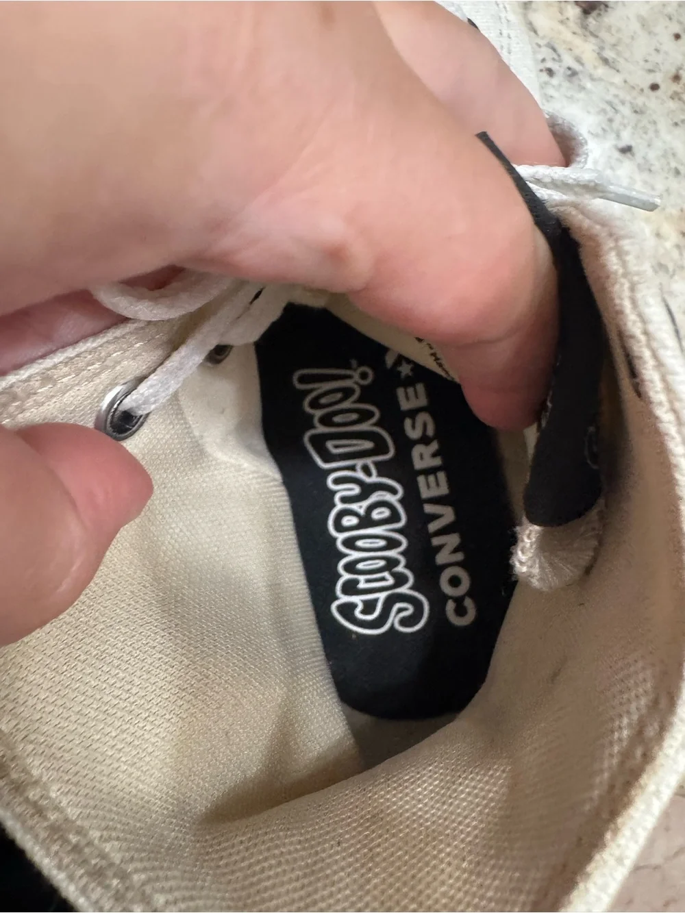 Converse x Scooby Doo Chuck Taylor Good Guys Bad Guys Women’s Size 7.5 Mens 5.5